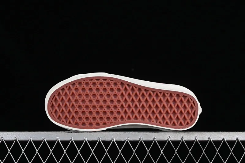 All categories Vans Vans series Vans Low Vans low-top Vans Style 36 Vans high-end branch line off-white embroidered low-top casual skateboard shoes VN000CRPGRN